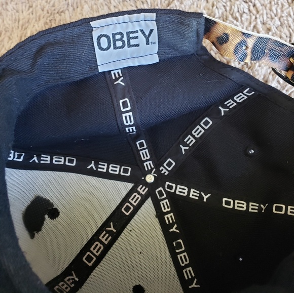 Obey Leopard Hat - Picture 2 of 2